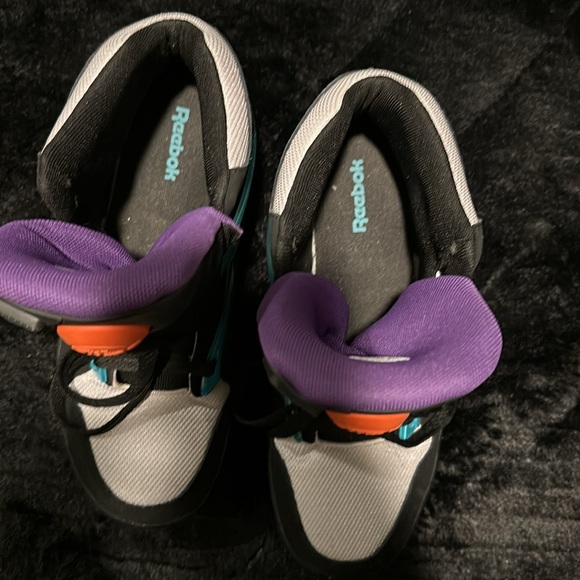 Reebok pumps size 6 great condition no box - Picture 2 of 7